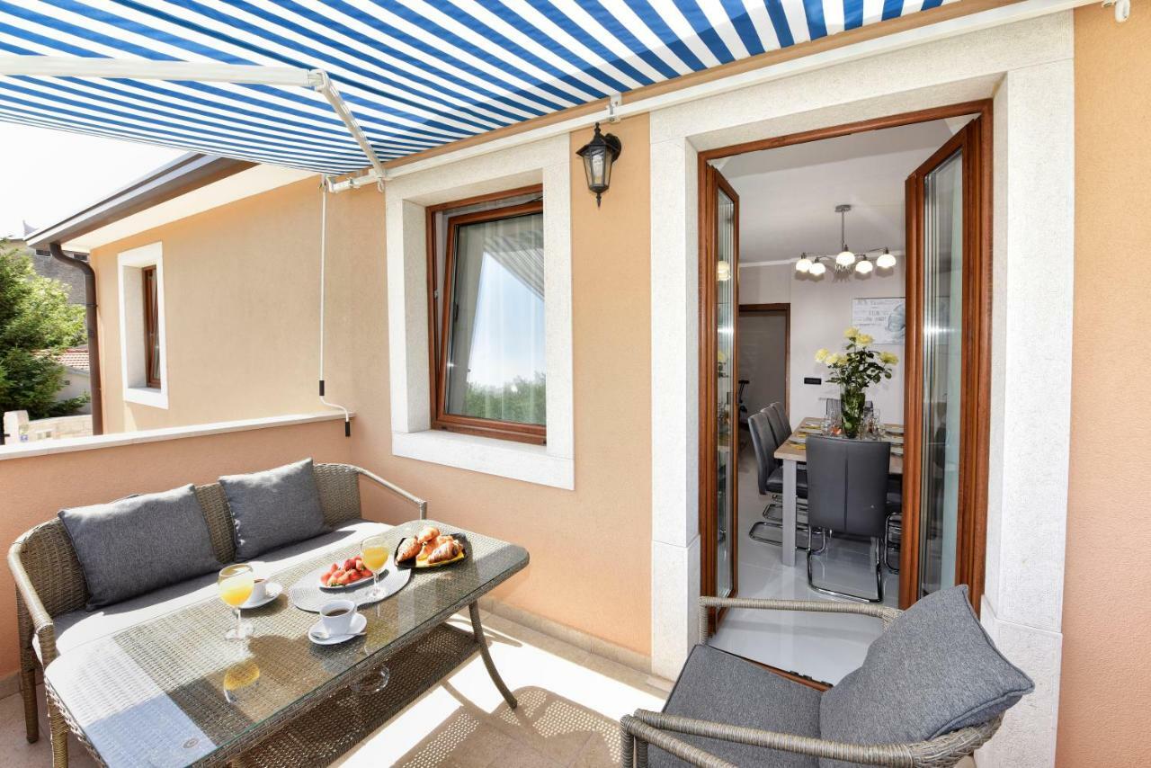 Villa Aromatica Vižinada Exteriör bild